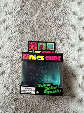 Needoh Nice Cube Super Solid Squish - Teal